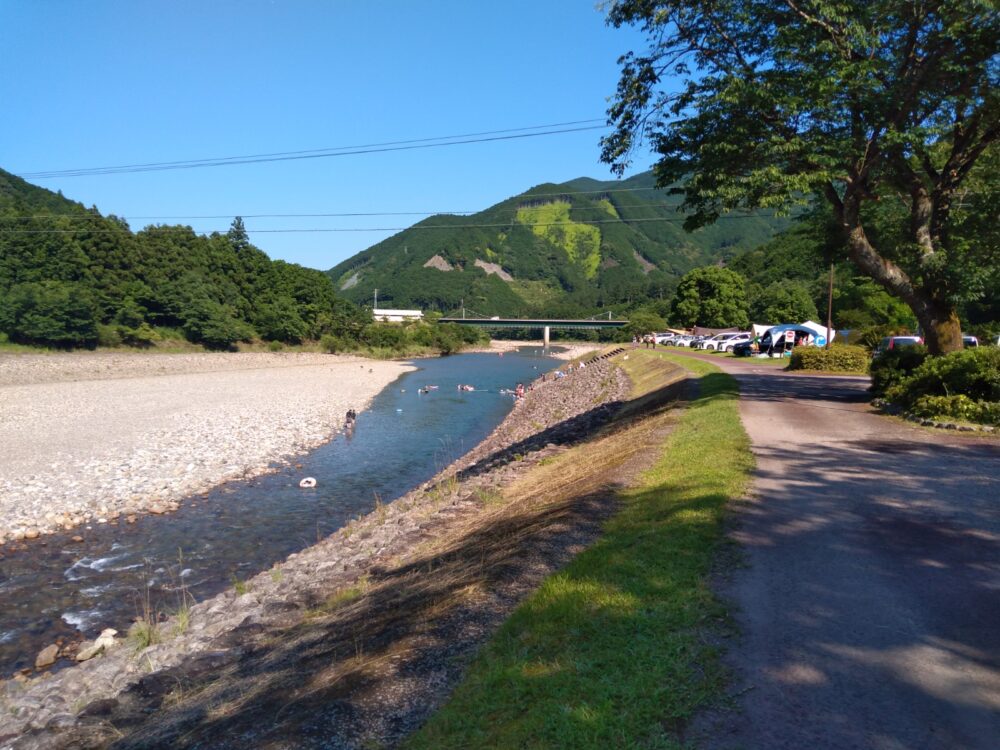 キャンプイン海山と銚子川